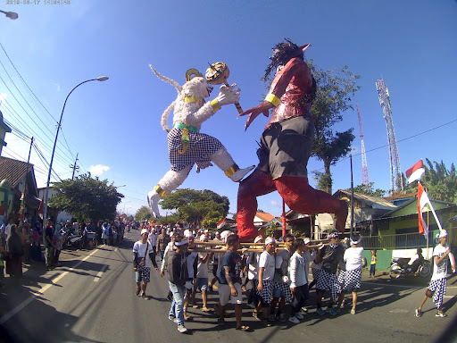 Lapangan Krida Utama: Ruang Bermain yang Menyatu dengan Budaya Tritih Kulon